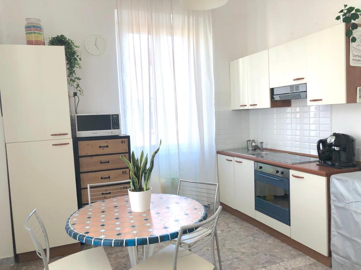 Garbatella House Hotel Рим Екстериор снимка