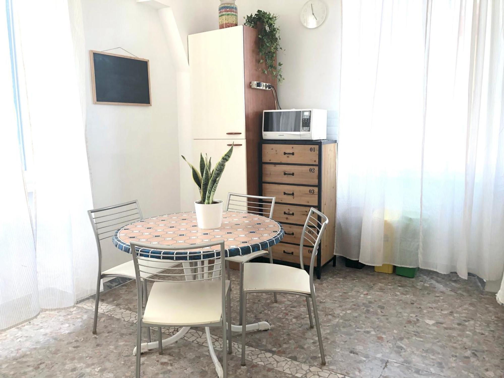 Garbatella House Hotel Рим Екстериор снимка