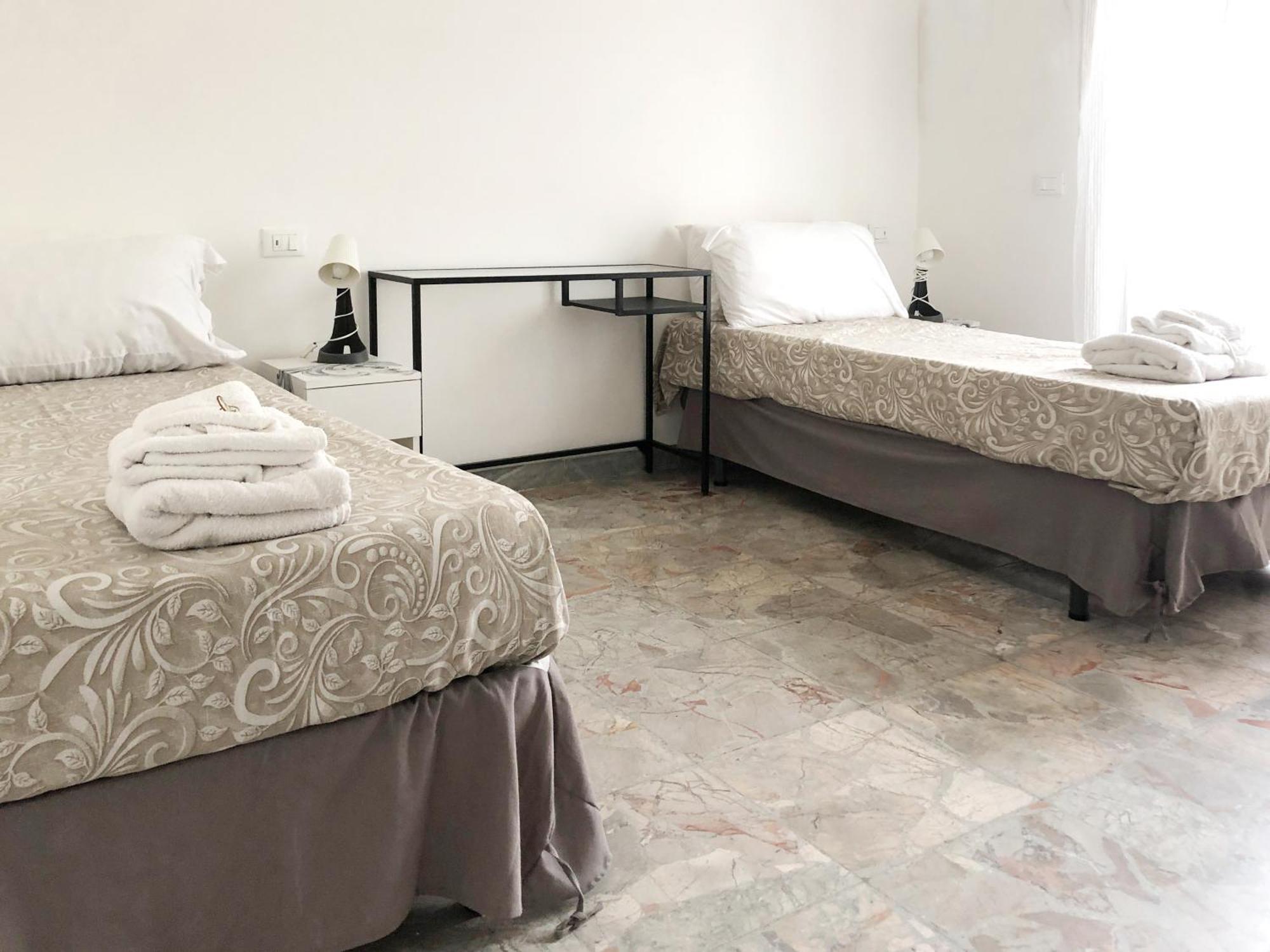 Garbatella House Hotel Рим Екстериор снимка