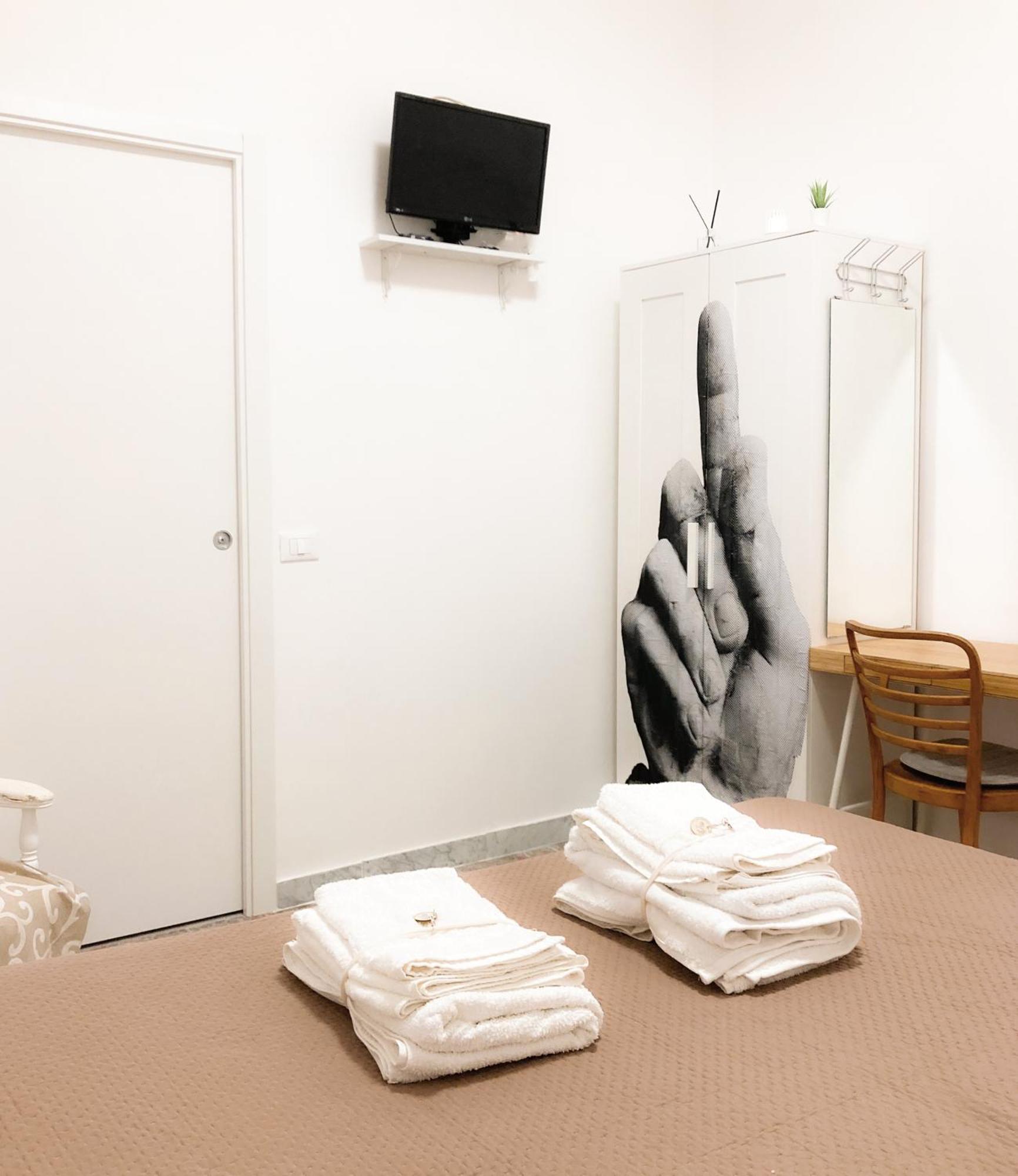 Garbatella House Hotel Рим Екстериор снимка