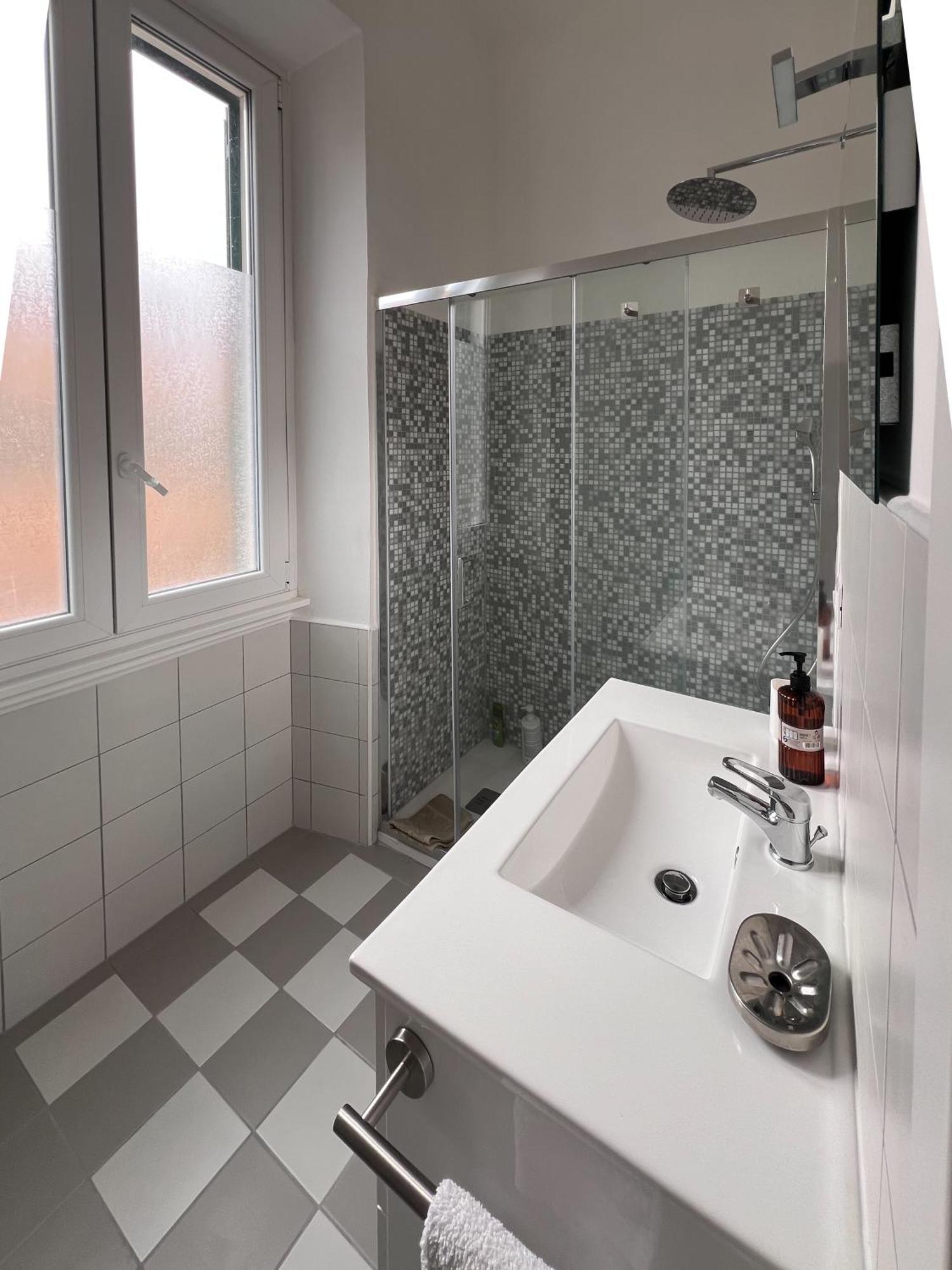Garbatella House Hotel Рим Екстериор снимка