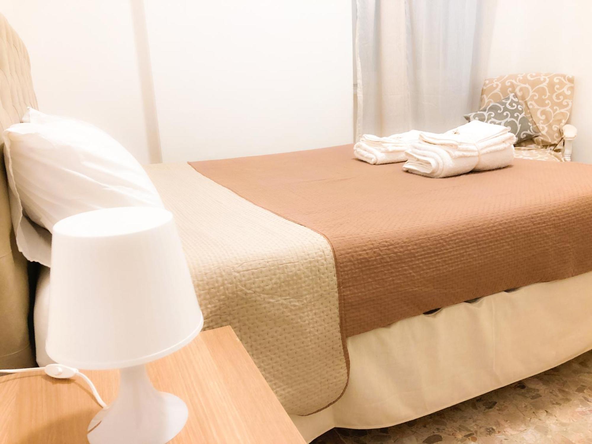 Garbatella House Hotel Рим Екстериор снимка